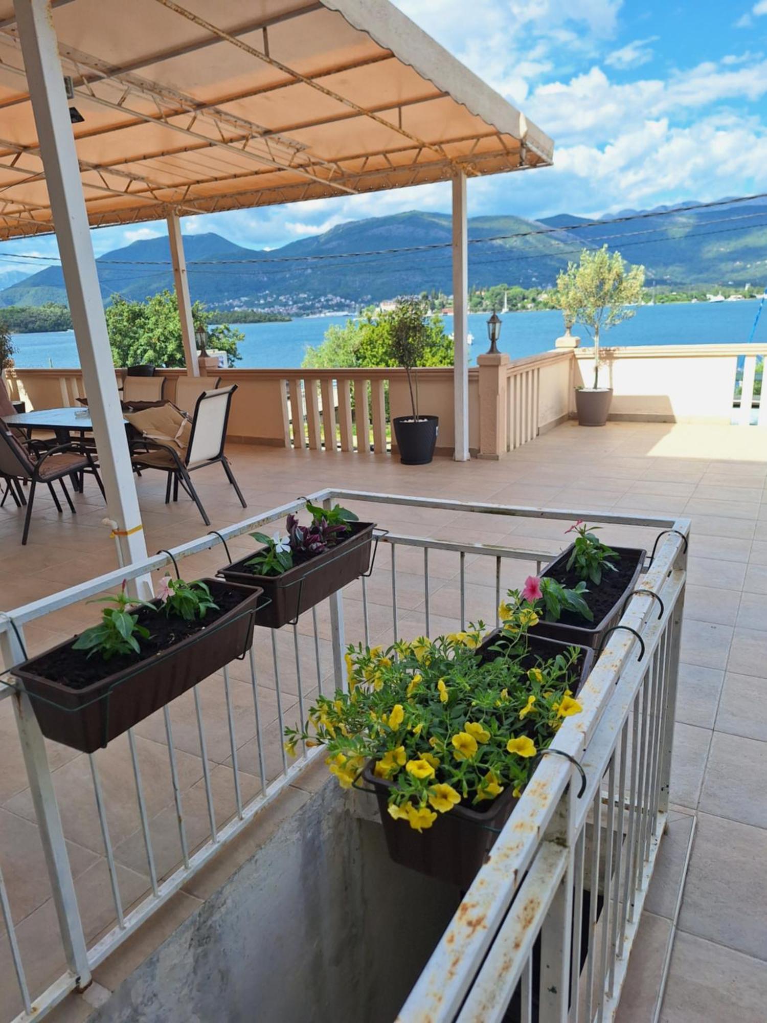 Apartments Klakor Ps Tivat Exterior photo